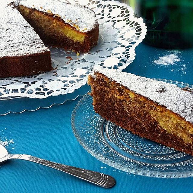 Torta marmorizzata all’aroma di millefiori