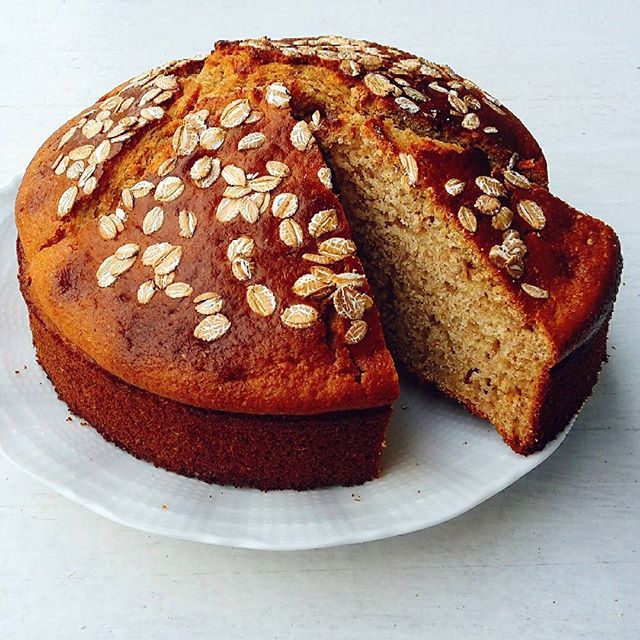 Torta con farina integrale,yogurt e miele
