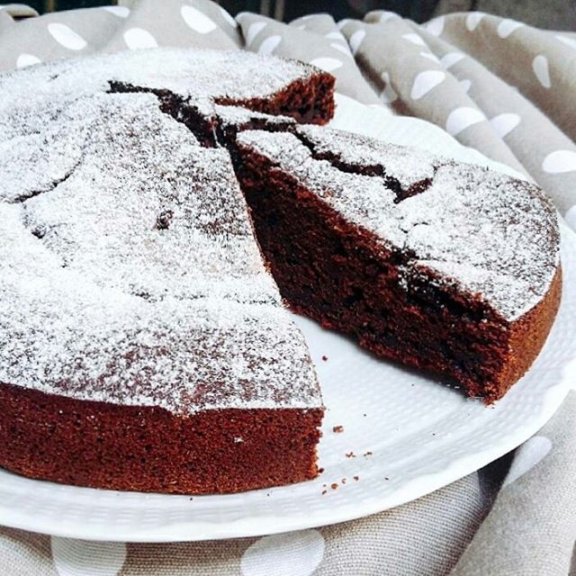 Torta di barbabietole e cioccolato